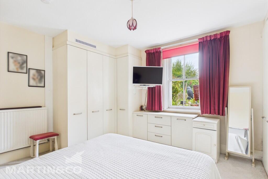 CAM01953G0-PR0106...