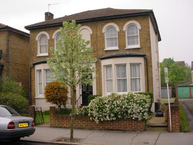 Flat 4 93 Clyde Road