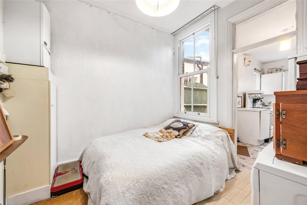 Dining Room/Bedroom
