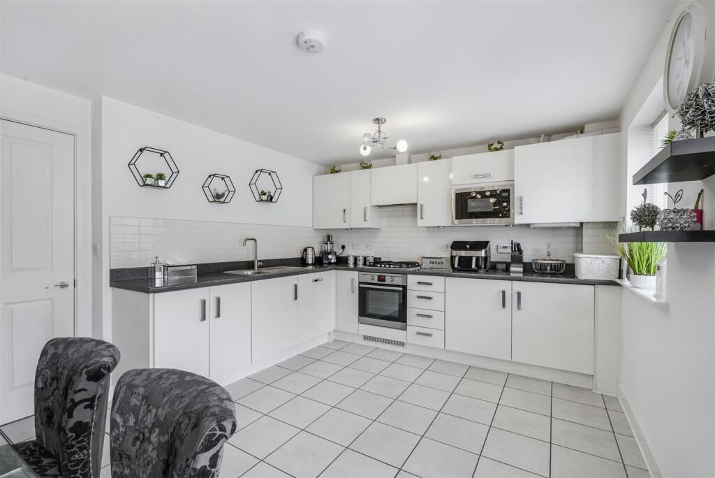 Dining/Living Kitchen