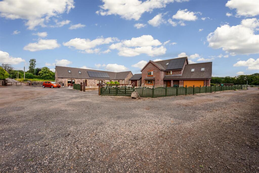 Walk Farm, Castleton, HernCrabtree (16).jpg