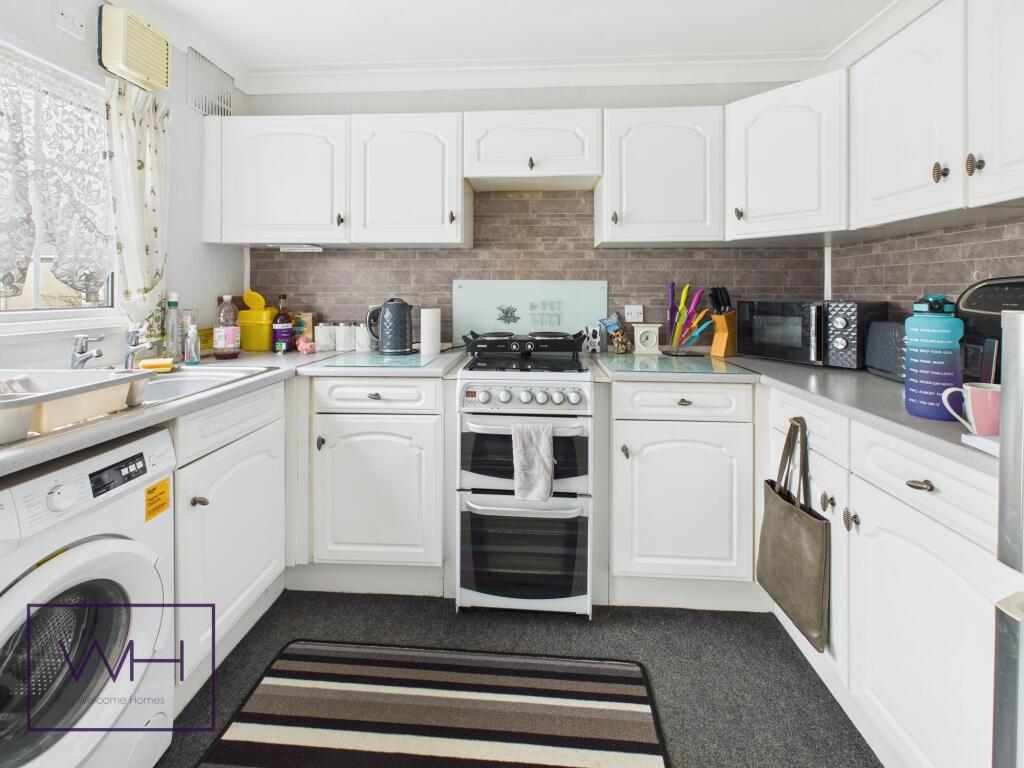 CAM03785G0-PR0216-ST