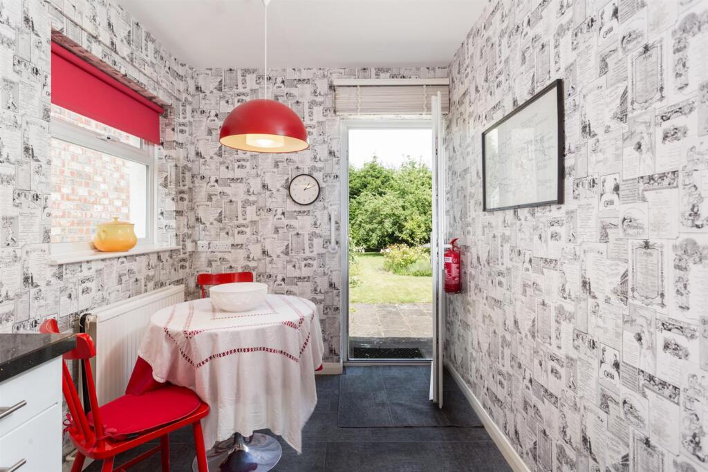 Kitchen/Breakfast Room