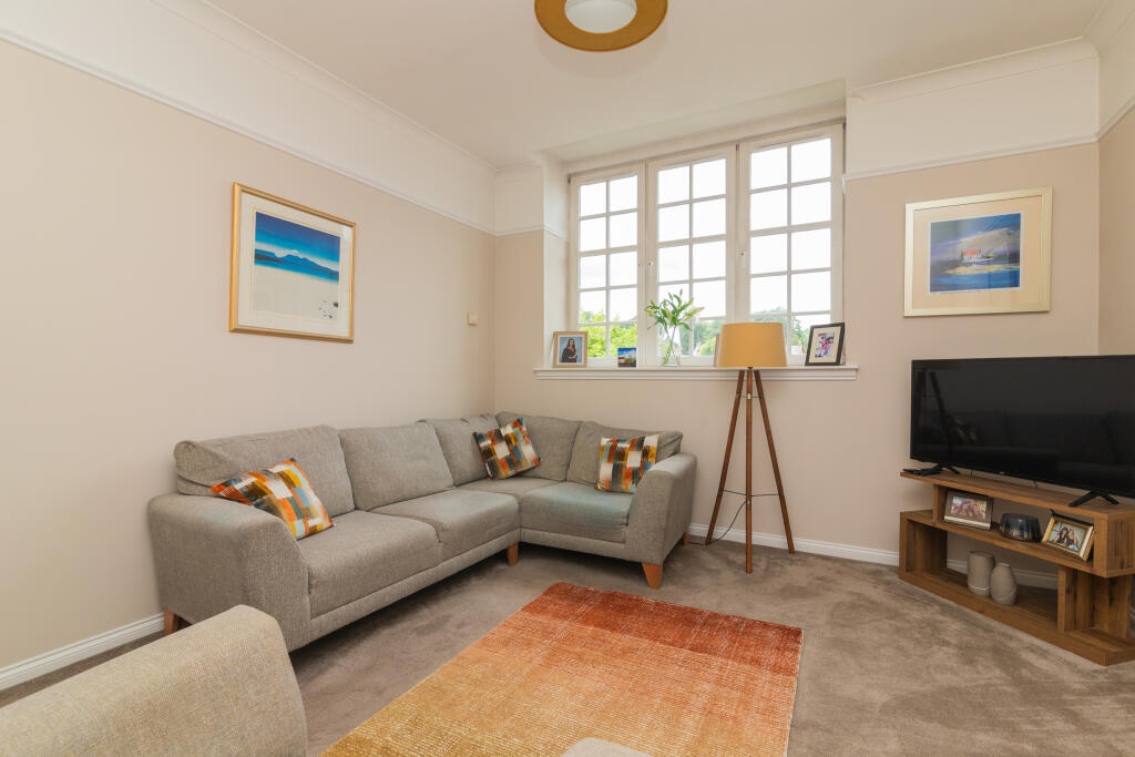 Flat 2 Braids Court  Paisley PA2 6HR-4