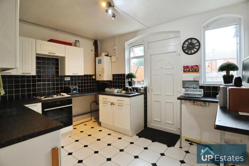 BREAKFAST KITCHEN