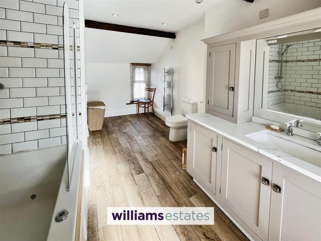 First Floor Bathroom