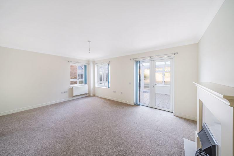 Living/dining room