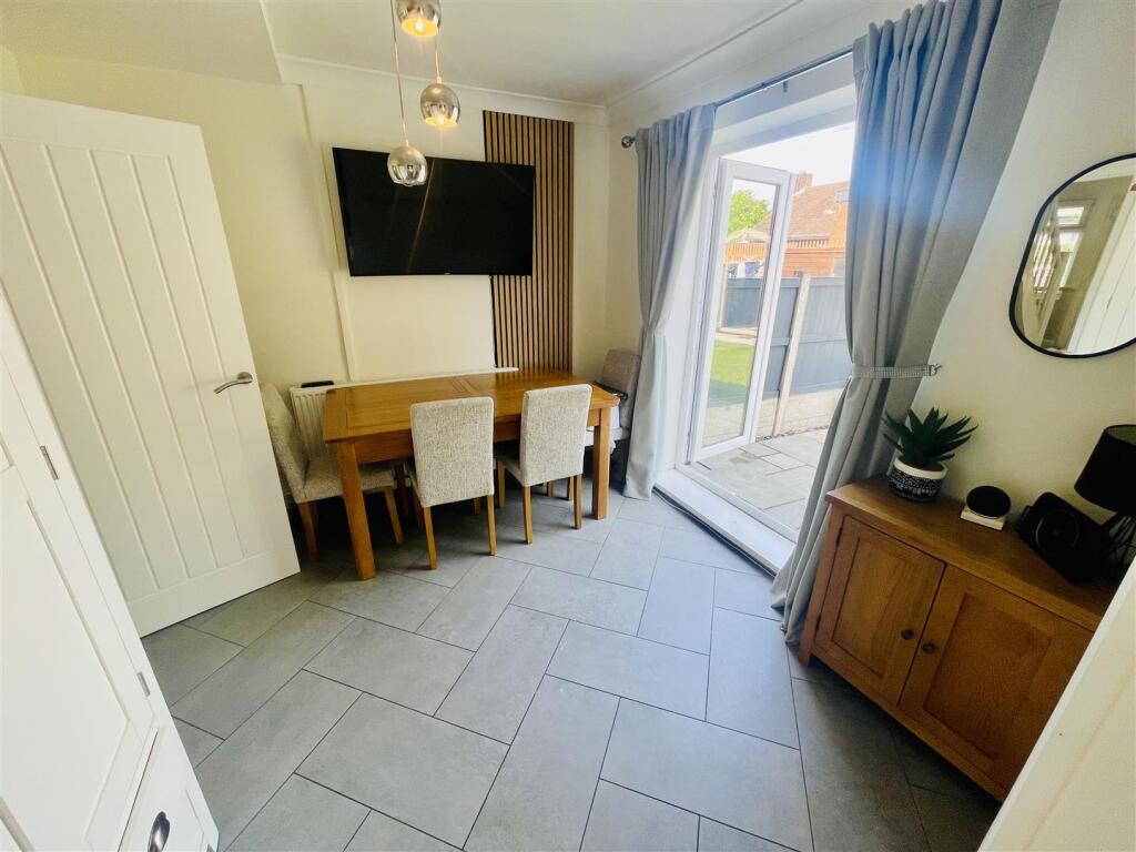 Open Plan Kitchen/Dining Room
