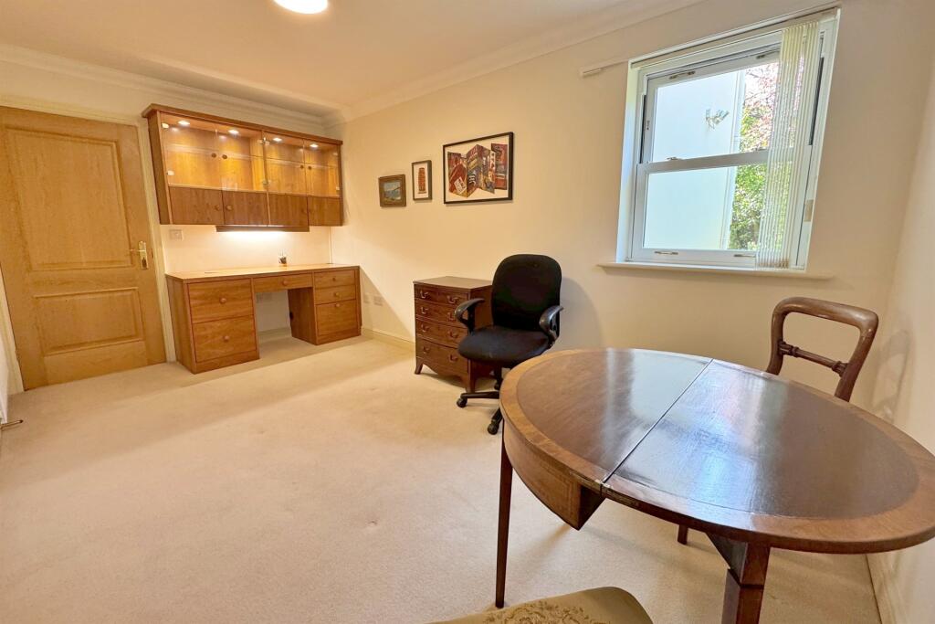 Study/Bedroom 3