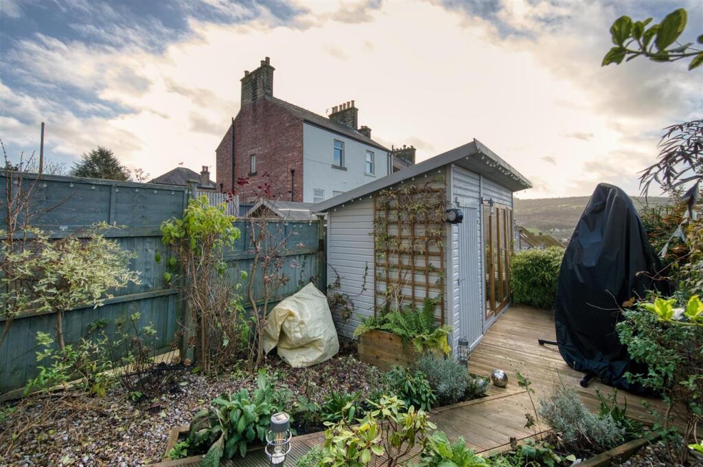 Summer House and garden.jpg