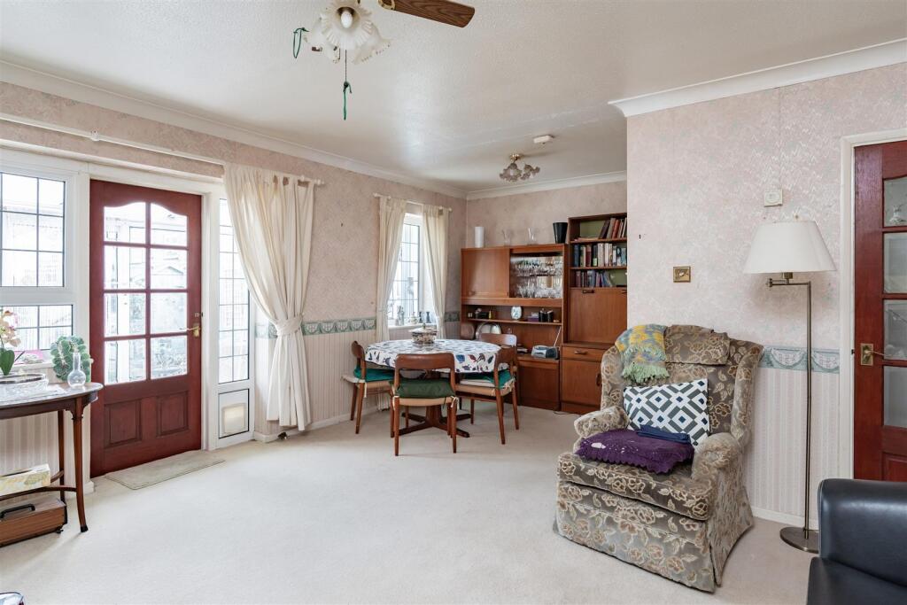 43 Manor Forstal-HR7.jpg