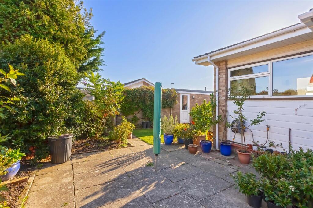 Rockingham Close_12.jpg