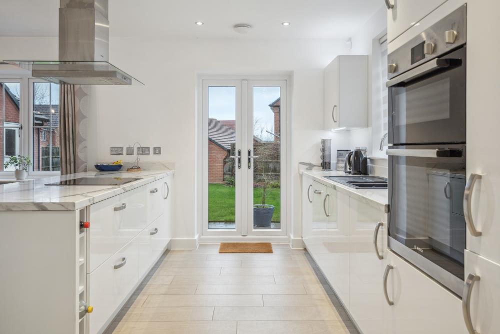 DSC01823 - 800px.jpg