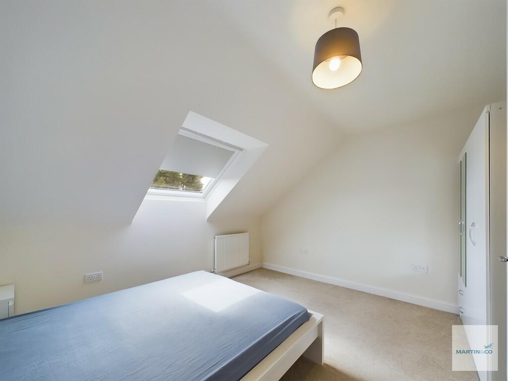 CAM03394G0-PR0095...