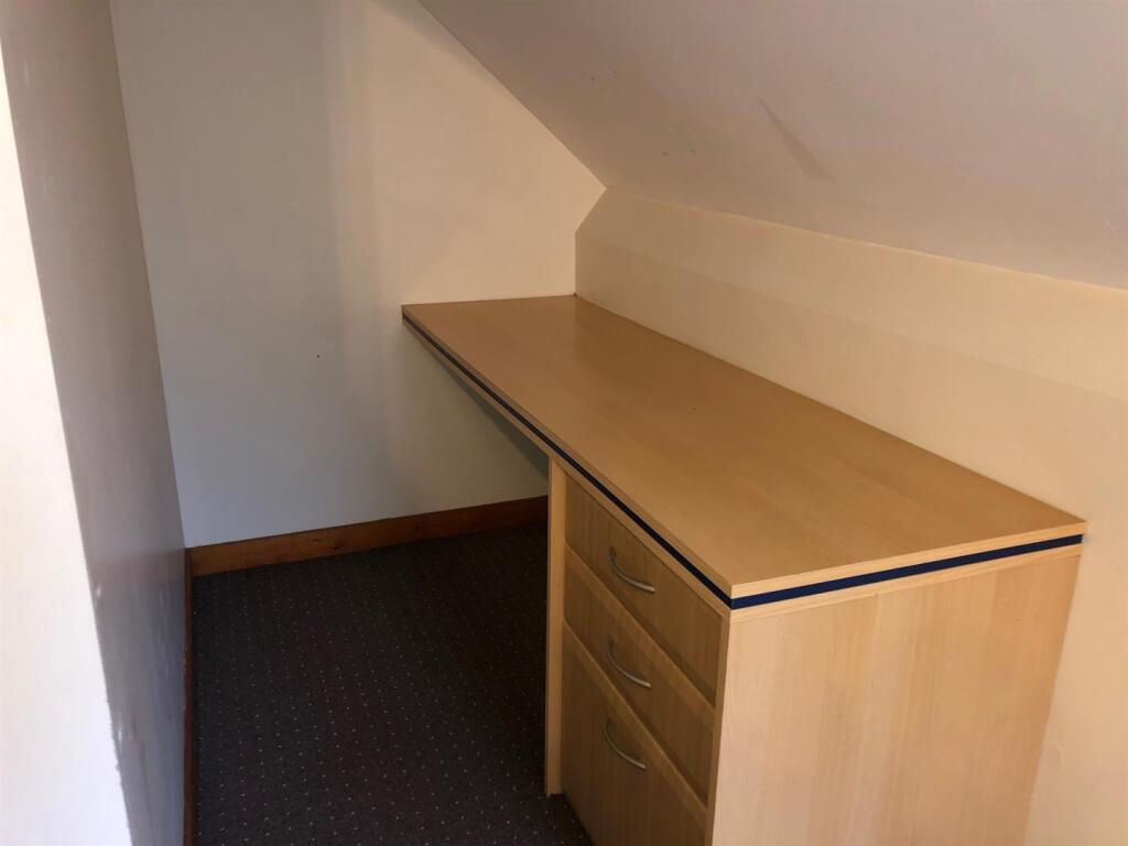 Bedroom 5 1.jpg