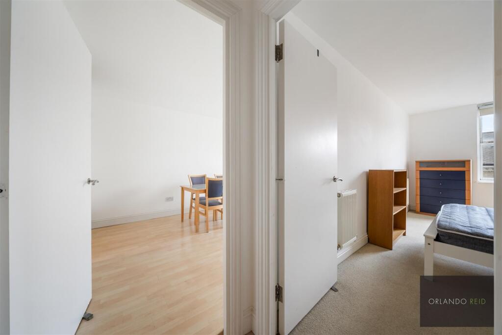 Point Zero, Flat 17, 2A Queenstown Road SW8 3RX-10