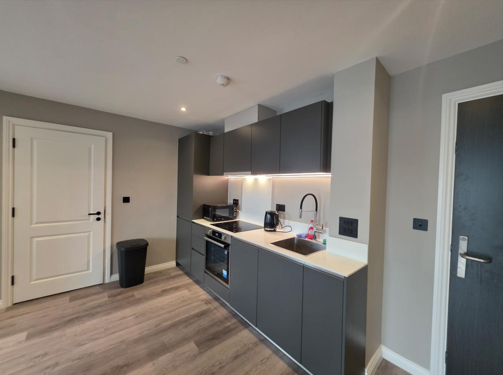 kitchen 2.png