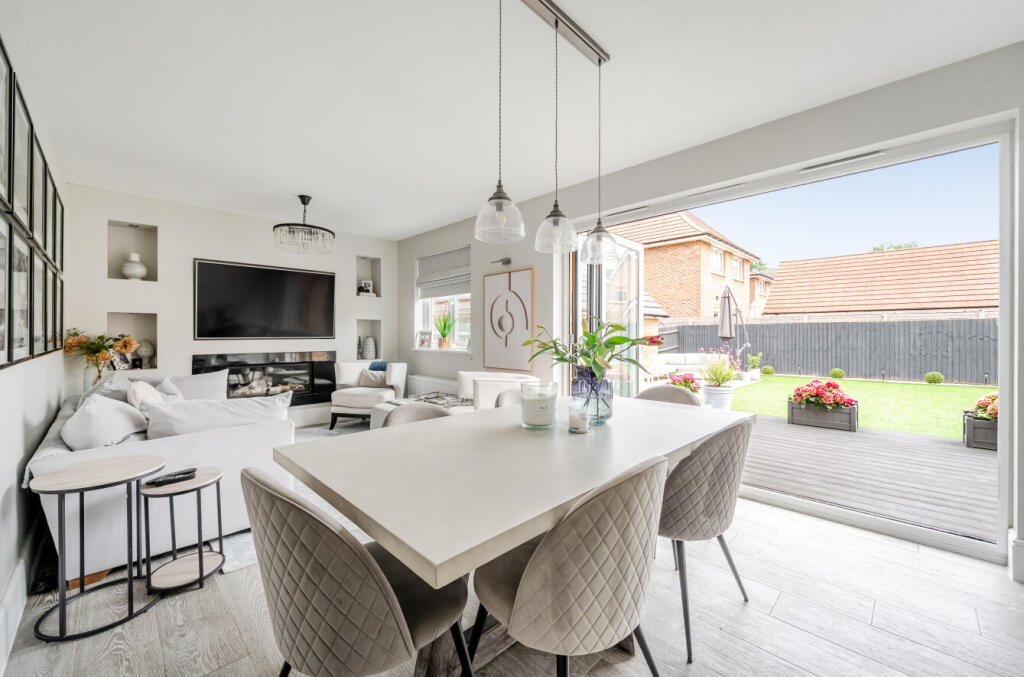 1335457-6-689c9af...