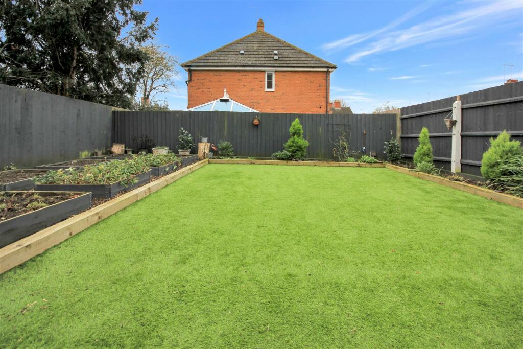Bottom of Garden.JPG