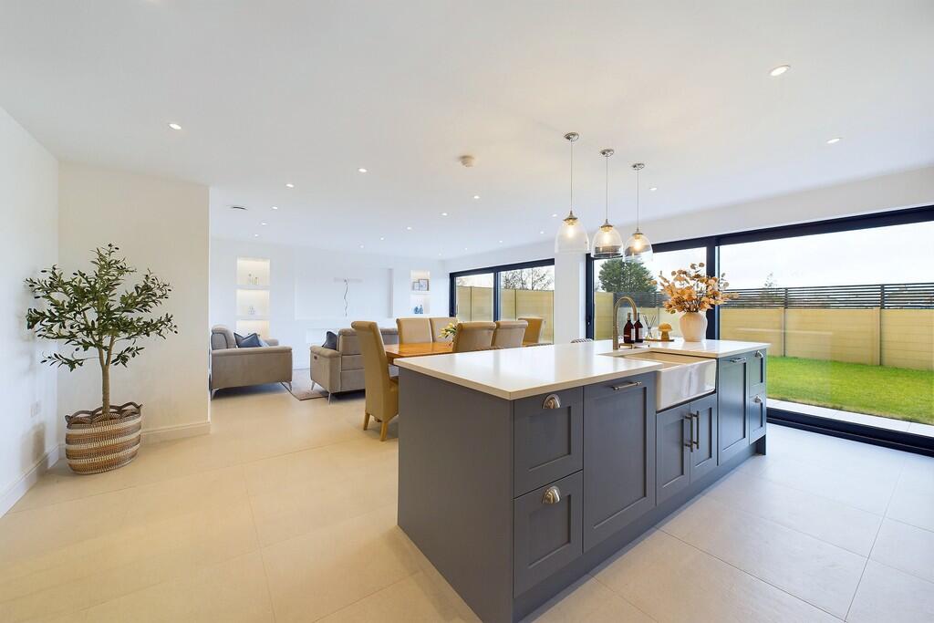 Open Plan Family ...