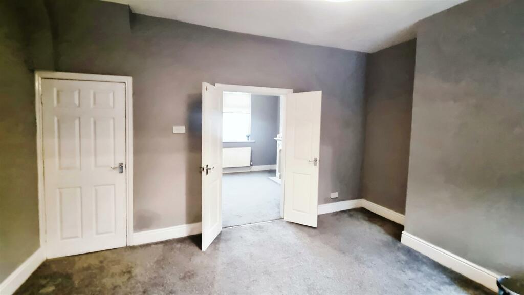 5f37e91d-ZJK8jA3AJkeGou-Kk3duag.jpg