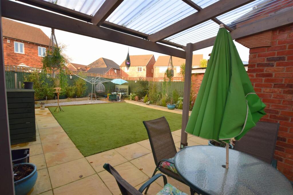 Enclosed Rear Garden