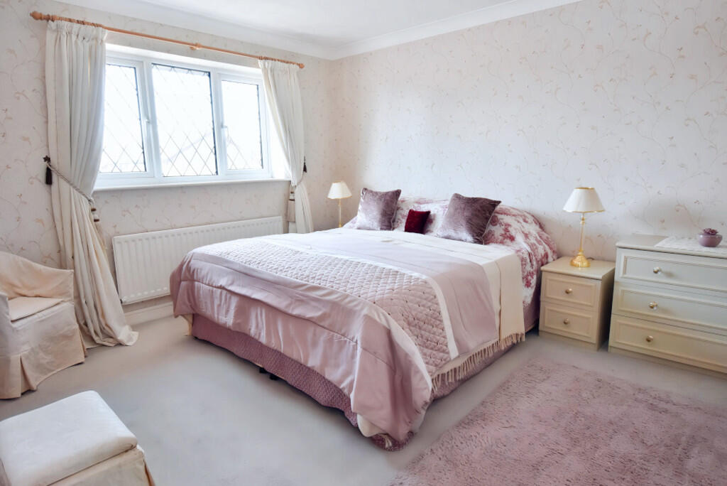 Principal Bedroom...