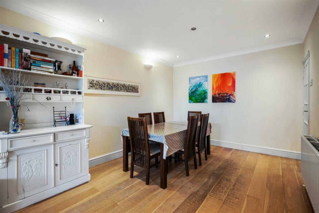 Kitchen/Dining Room