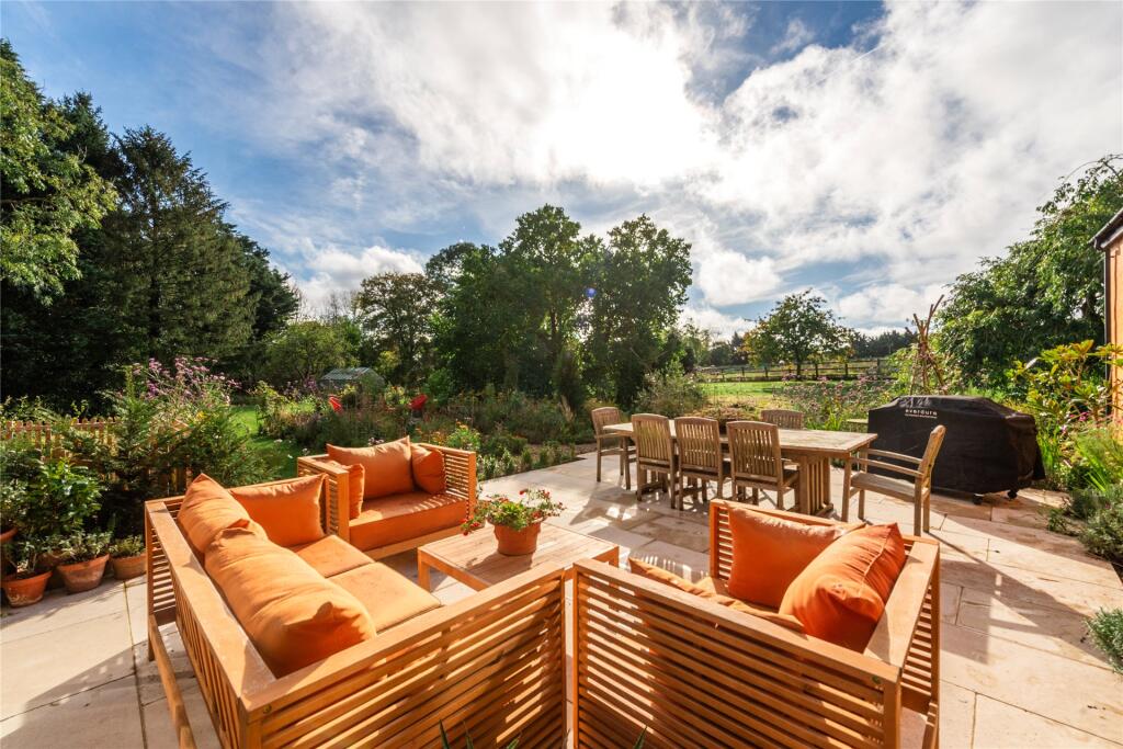 Entertaining Area