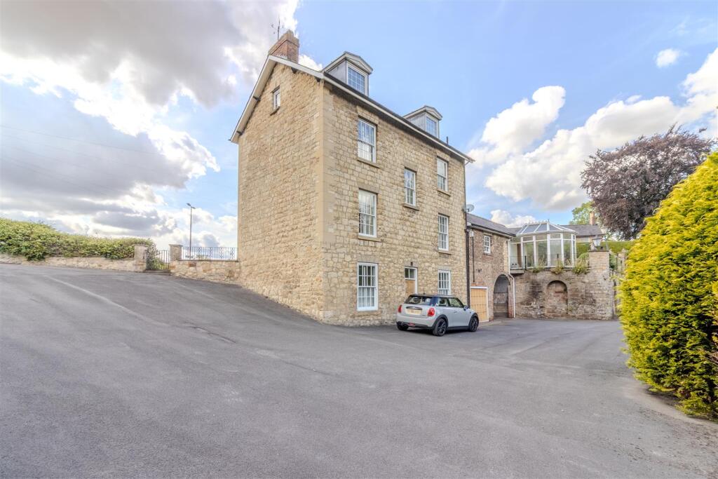 Cliffe House (7 of 36).jpg