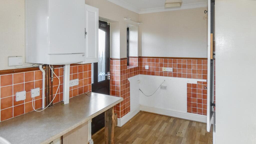 58 York Road, North Hull Estate, Hull, East Yorkshire, HU6 9RA