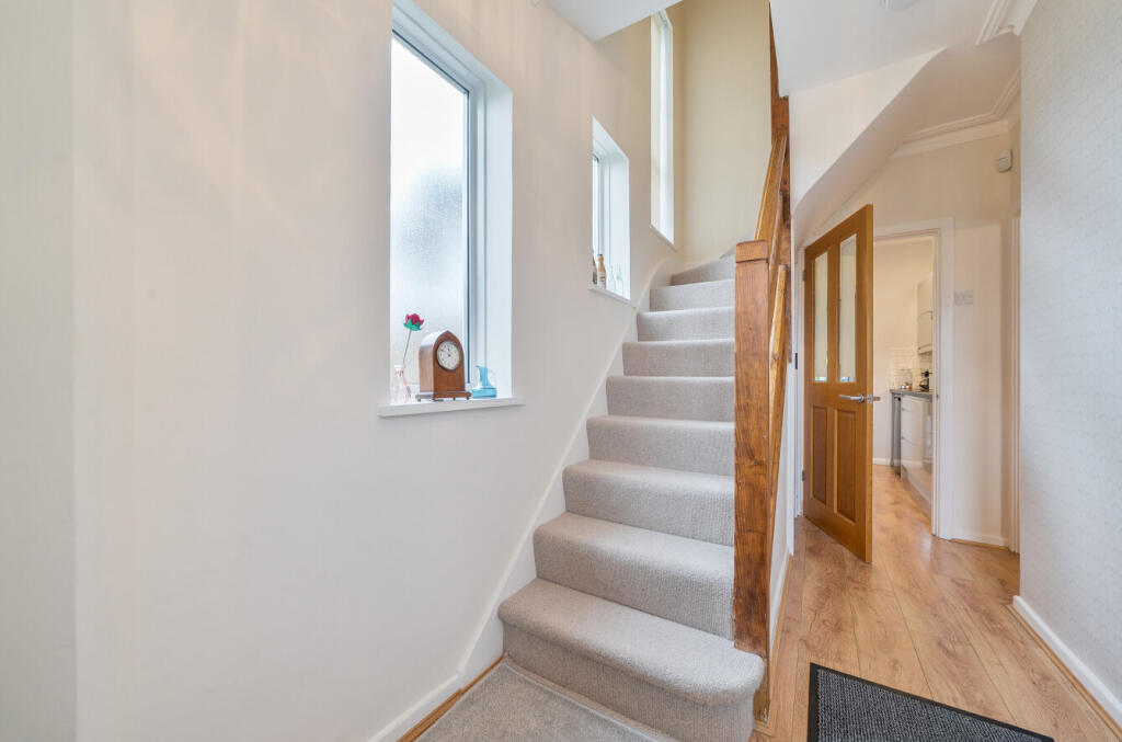 1362513-4-68dfd9f...