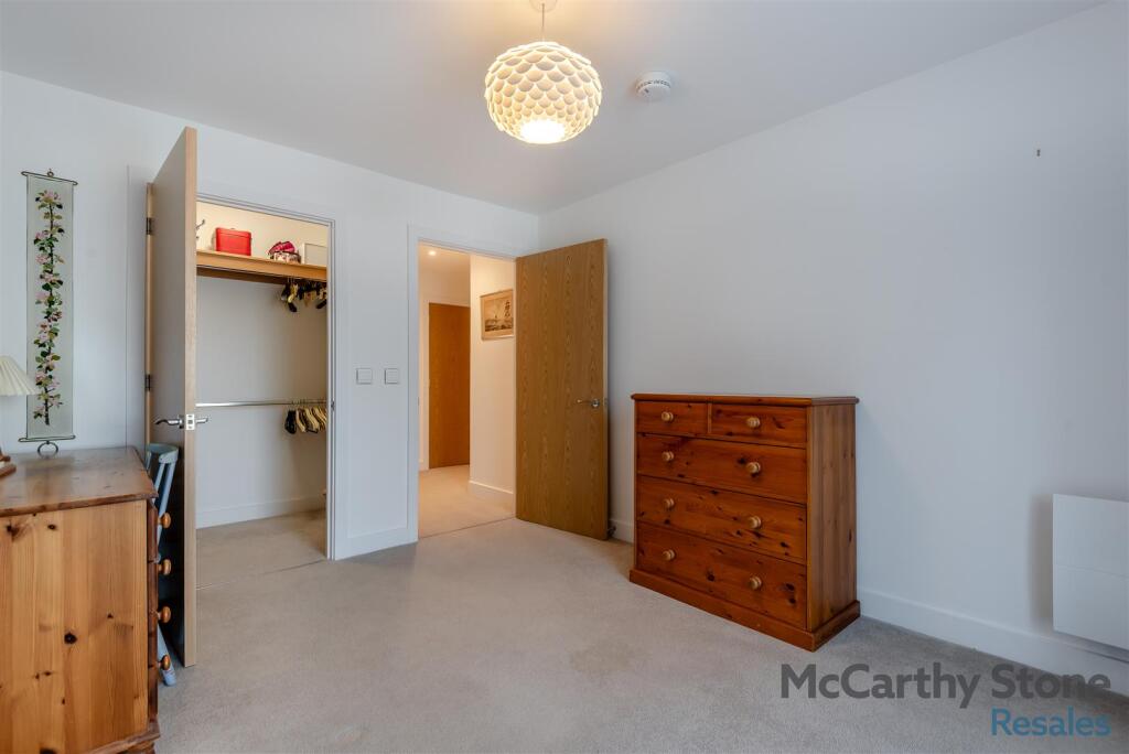 8641826-interior25.jpg