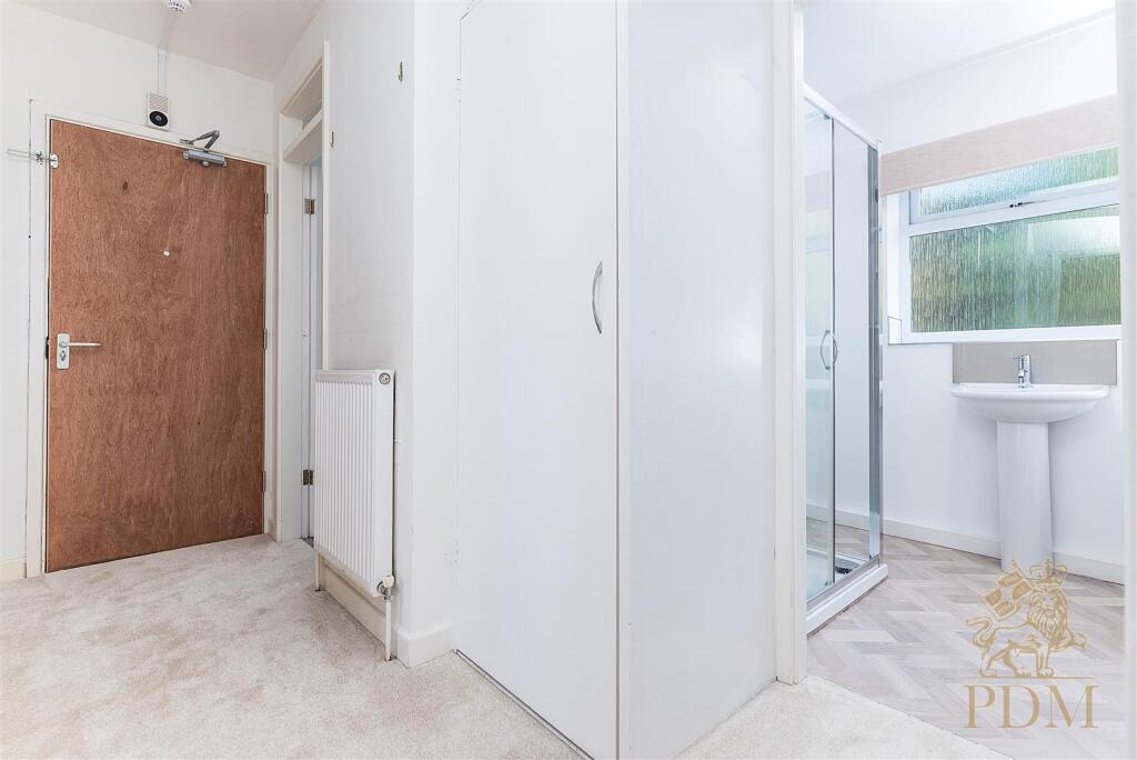 17 Willow Court West Bridgford Nottingham NG2 7HP