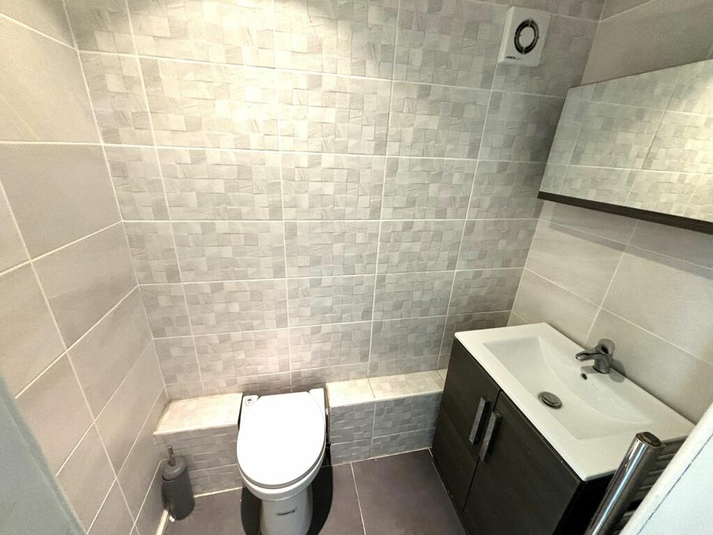 Downstairs Guest WC