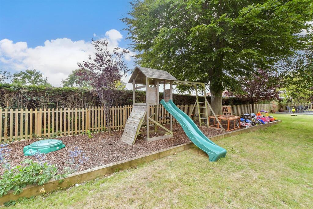 External Lifestyle Photograph