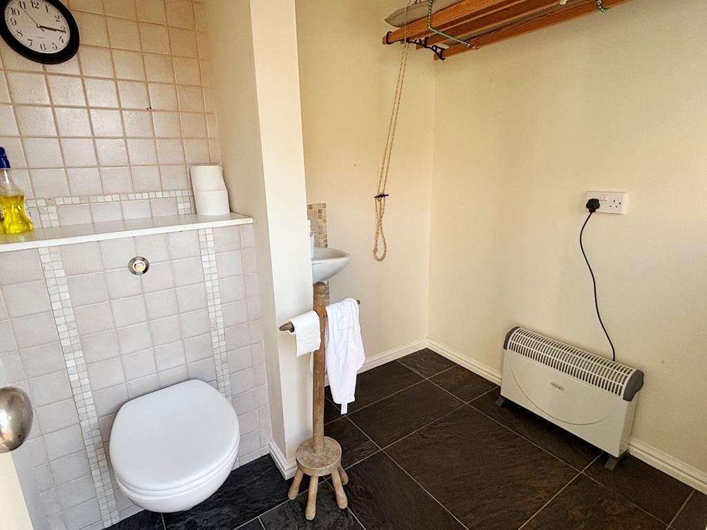 WC.JPG