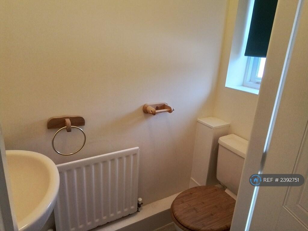 Cloakroom 