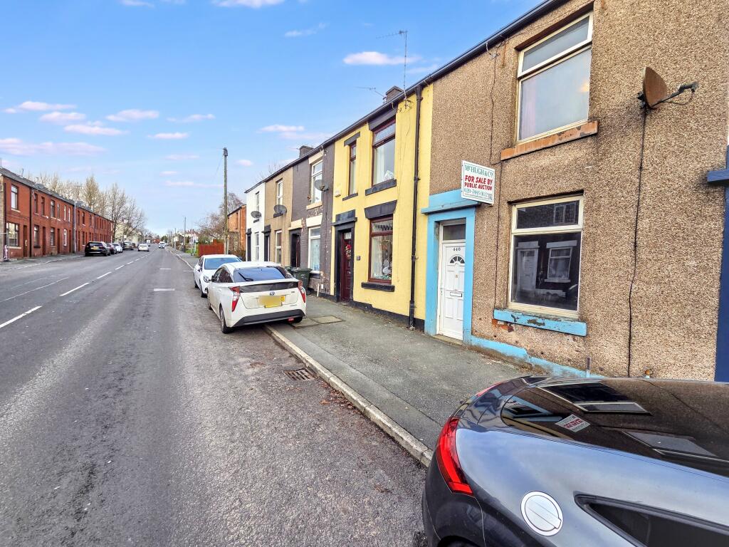 20251212052437 20251211 115336 OF8X9 T202512121139.jpg