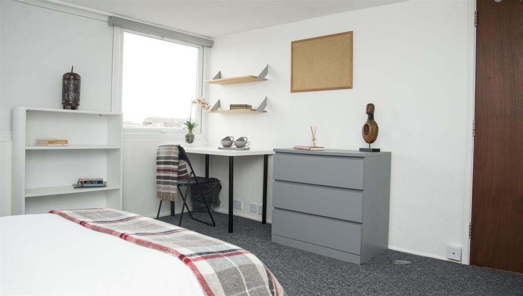 student-4-bed-flat-nightingale-rd-portsmouth (36).
