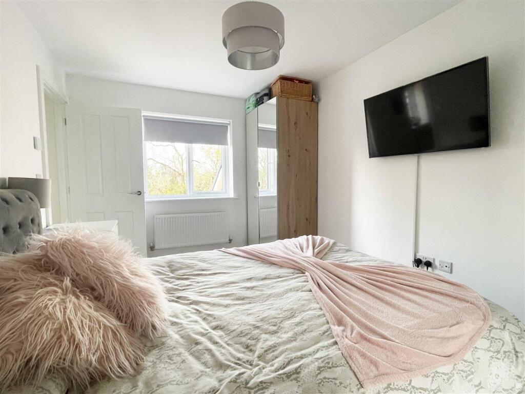bed1b.jpg