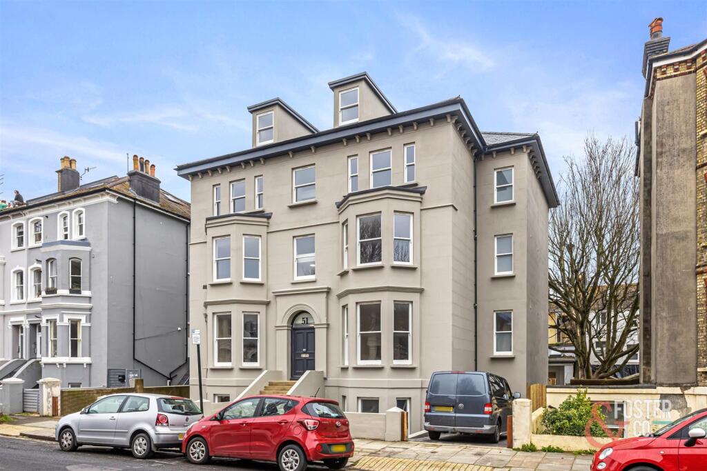 Clarendon Villas, 51, Flat 1_015.jpg