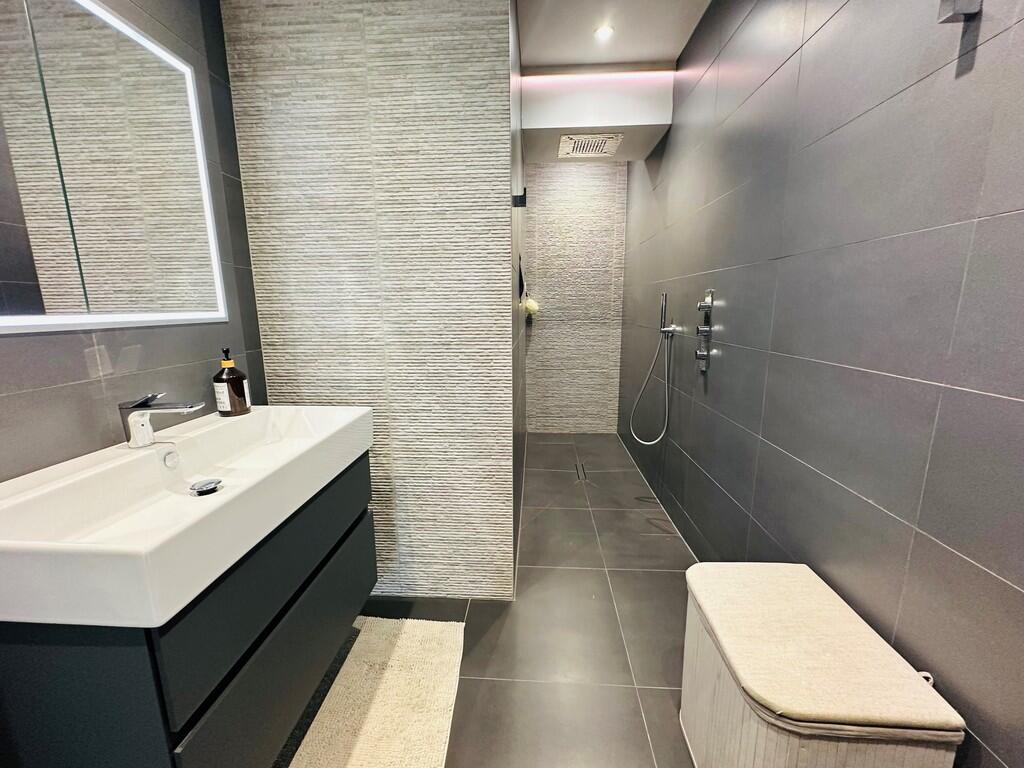 en suite 2