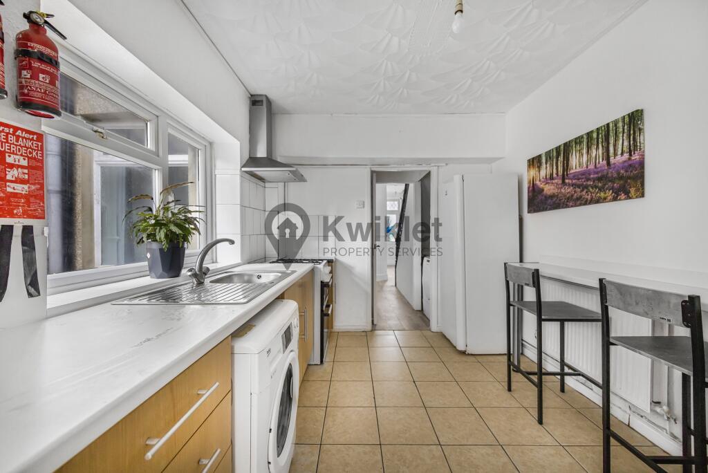 eZy Watermark_24-03-2025_02-33-12-3100pm.JPG