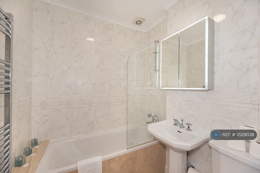 Main Bathroom