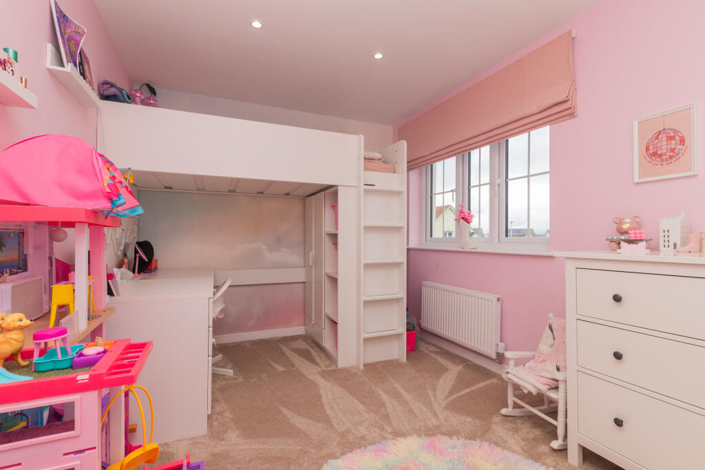 45 rosemont place  G78 1FE  Barrhead-25