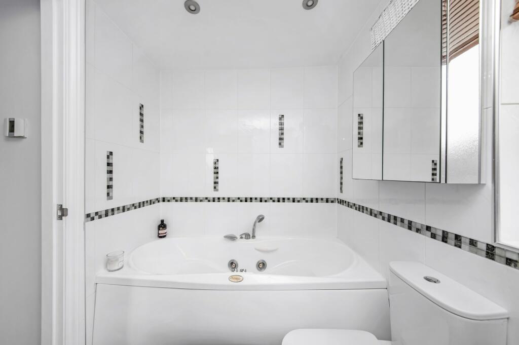 HOUSE BATHROOM