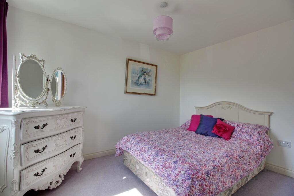 Bedroom 3 - double