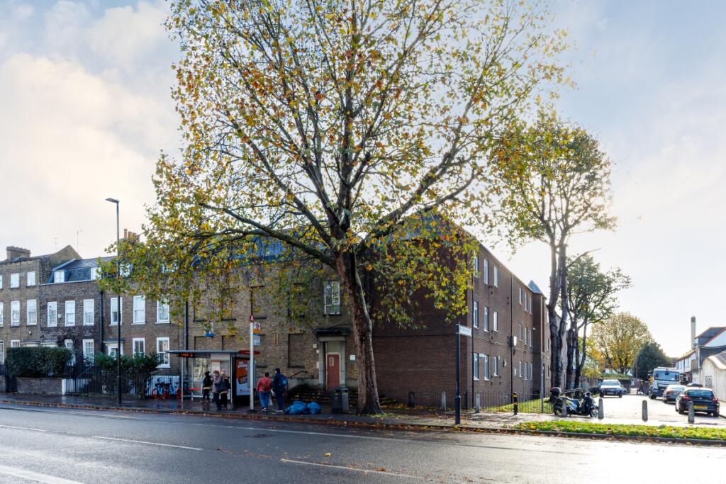 Jamaica Road F122...