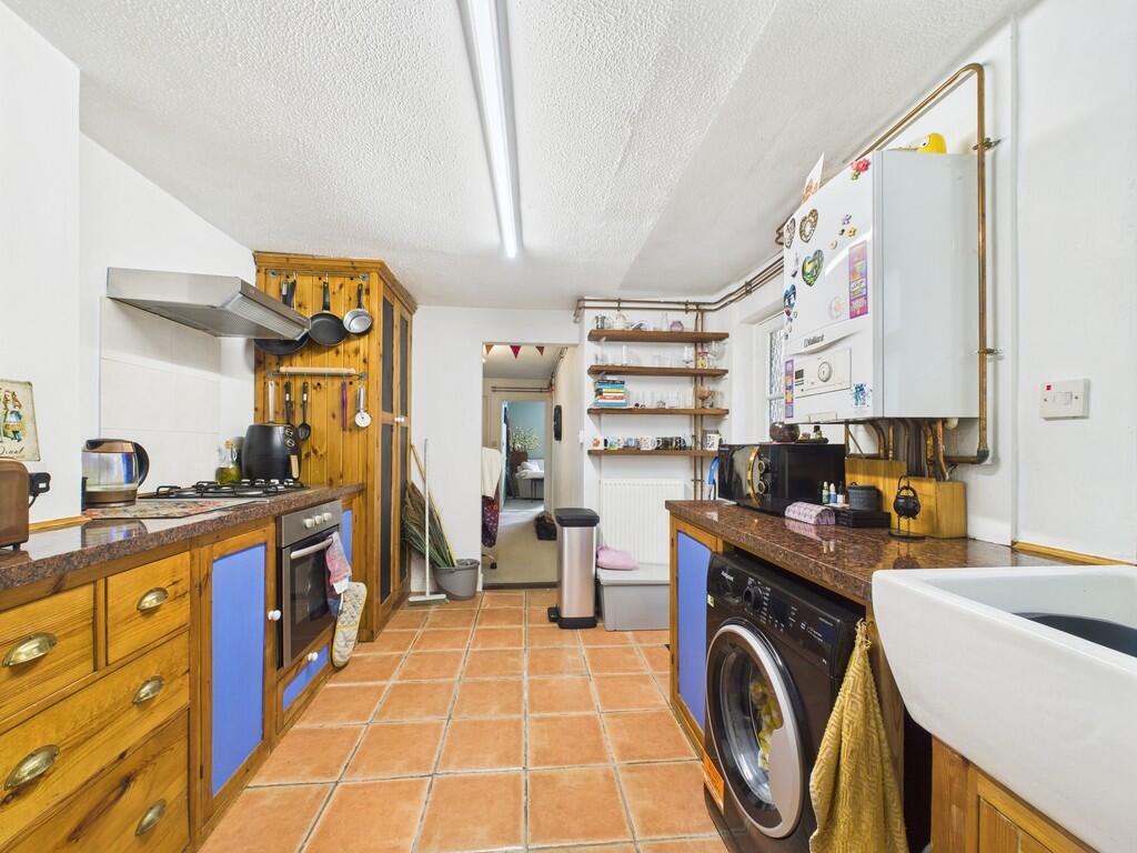 CAM02089G0-PR0527...